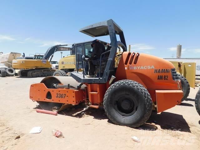 Hamm 3307 單輪滾壓機