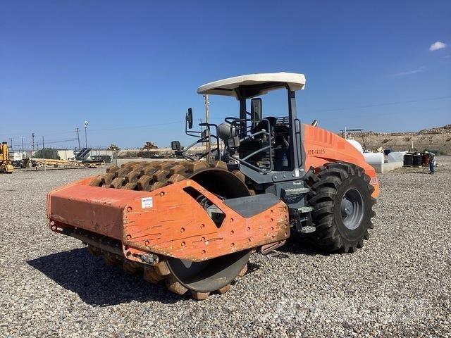 Hamm H11i P 單輪滾壓機