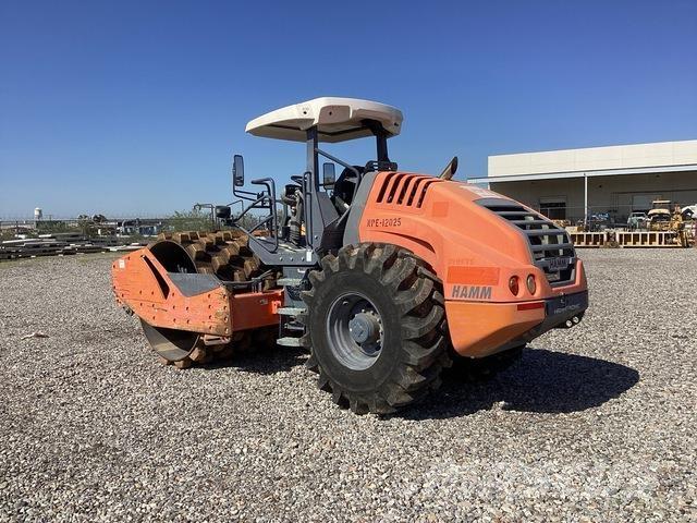 Hamm H11i P 單輪滾壓機