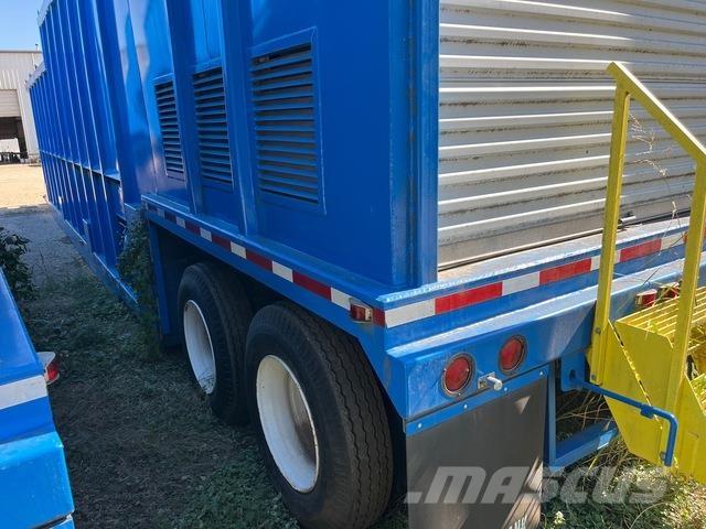  Herring ES600 Fuel and additive tanks