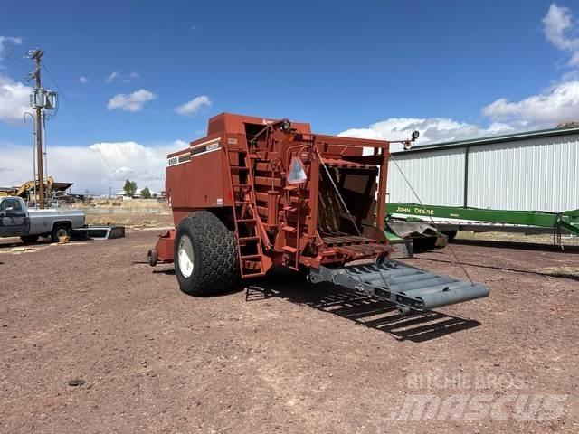 Hesston 4900 方形打捆機