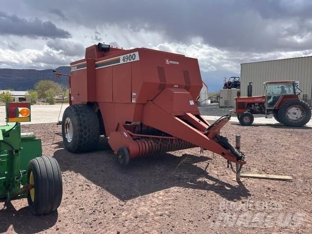 Hesston 4900 方形打捆機