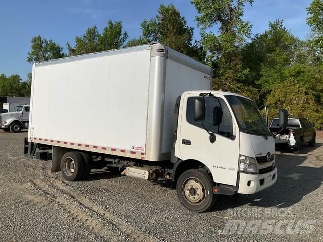 Hino 195 貨箱式卡車