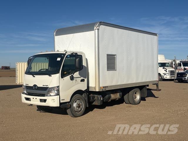 Hino 195 貨箱式卡車