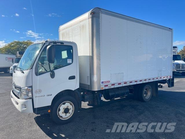 Hino 195 貨箱式卡車