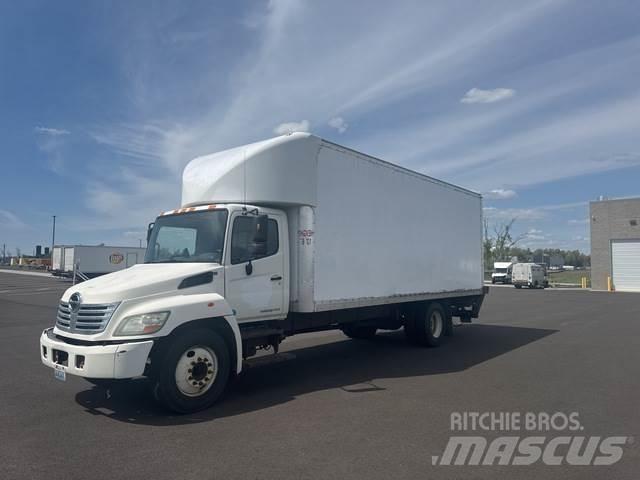 Hino 258 貨箱式卡車