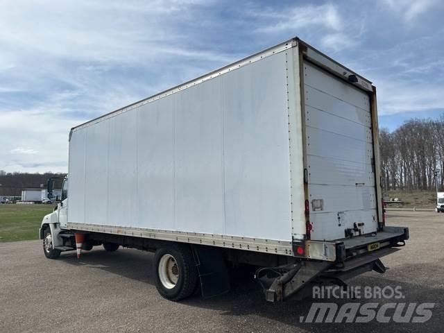 Hino 268 貨箱式卡車