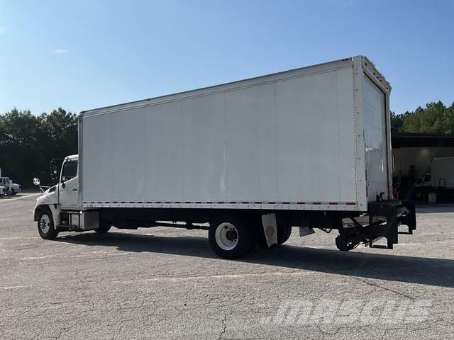 Hino 268 貨箱式卡車