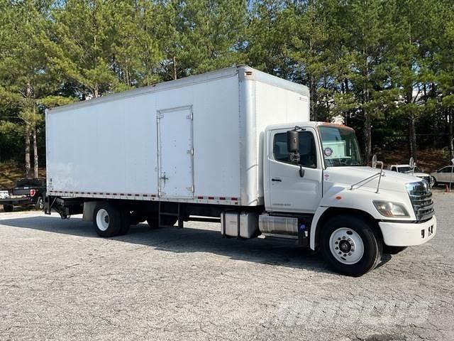 Hino 268 貨箱式卡車