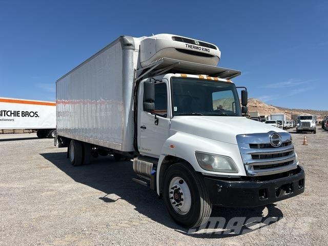 Hino 268 溫控卡車