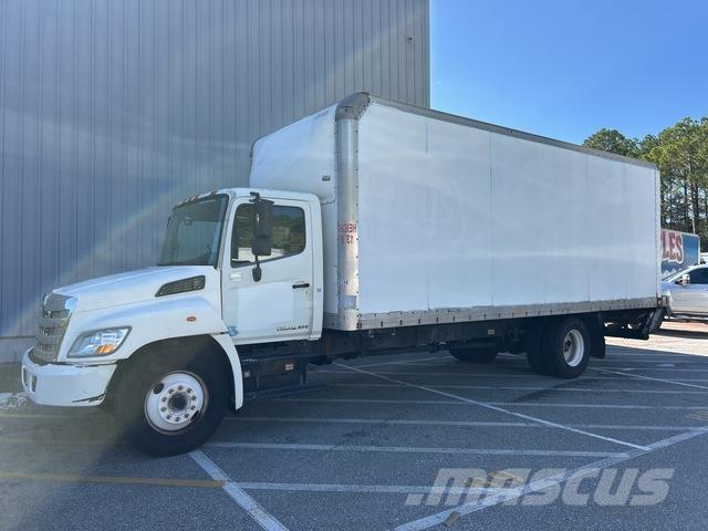 Hino 268 貨箱式卡車