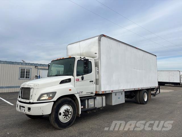 Hino 268 貨箱式卡車