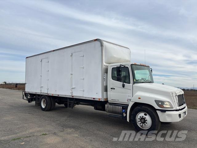 Hino 268 貨箱式卡車