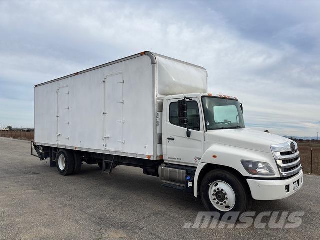 Hino 268 貨箱式卡車