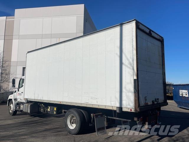  Hino  268A 貨箱式卡車