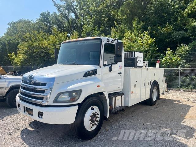 Hino 338 都市/通用型車輛