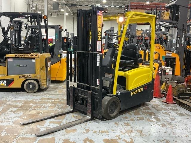 Hyster  電動堆高機