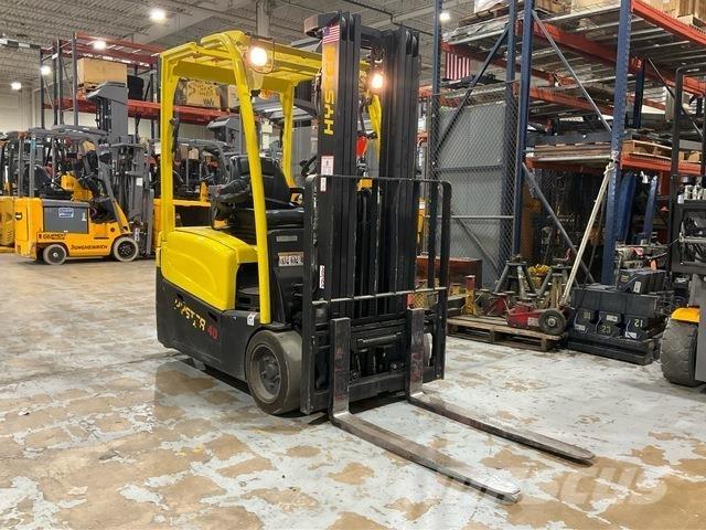 Hyster  電動堆高機