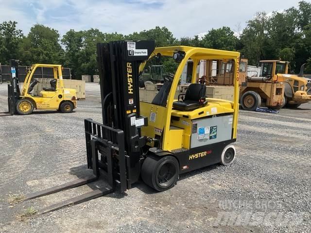 Hyster E100XN 電動堆高機