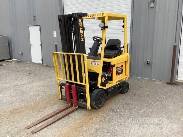 Hyster E35Z 電動堆高機