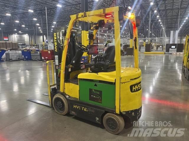 Hyster E50XN 電動堆高機