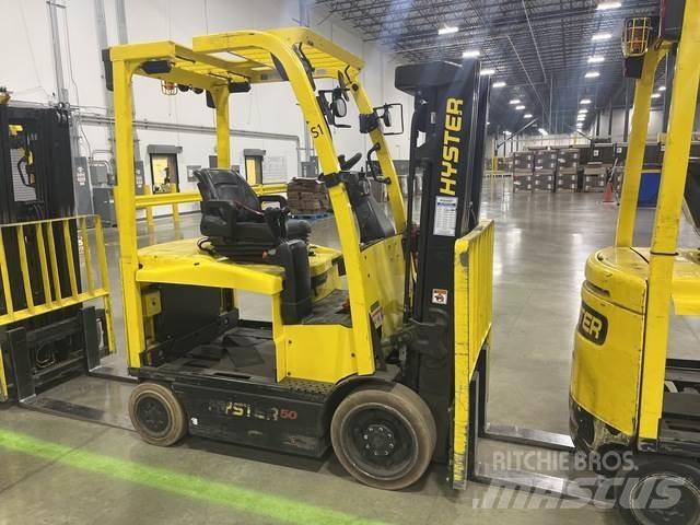 Hyster E50XN 電動堆高機