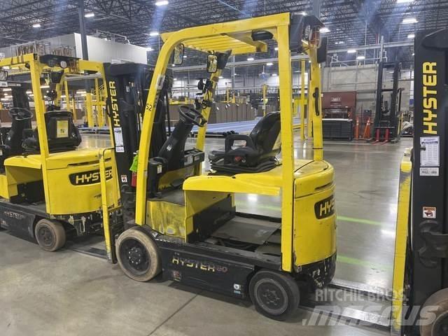 Hyster E50XN 電動堆高機