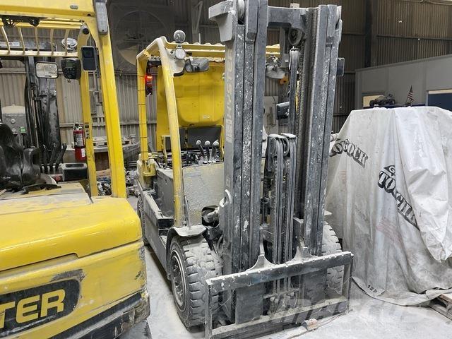 Hyster J80XN 電動堆高機