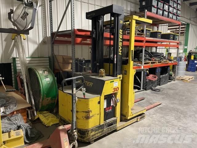 Hyster R30XMS 電動堆高機