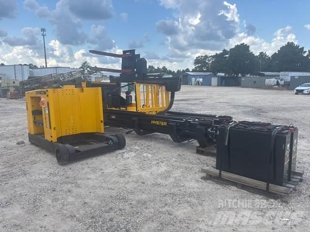 Hyster V30ZMU 中端式裝載機