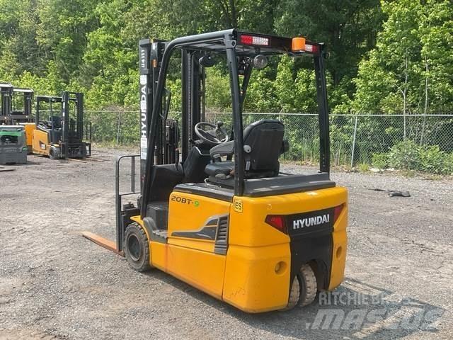 Hyundai 20BT-9 電動堆高機