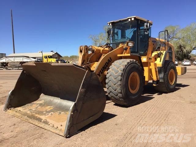 Hyundai HL975 輪胎式裝載機