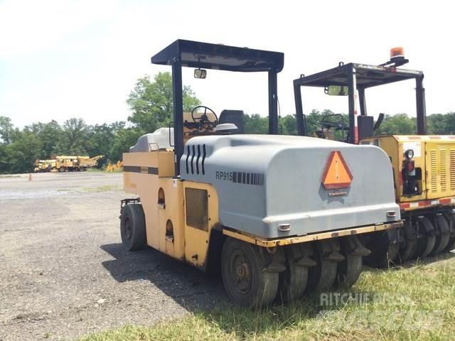 Ingram RP915 膠輪滾壓機