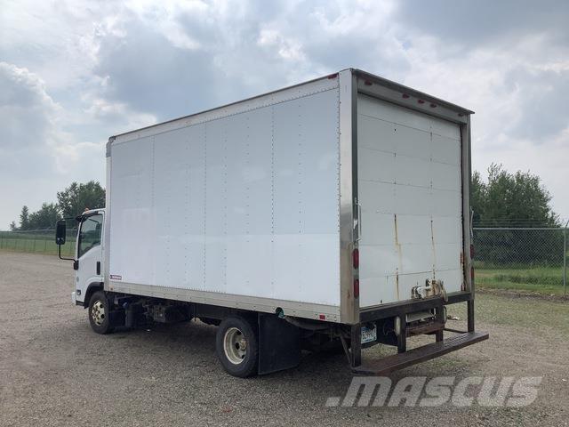 Isuzu  貨箱式卡車