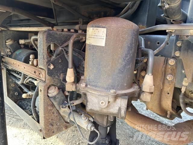 Isuzu FRR600 卡車裝載高空作業車
