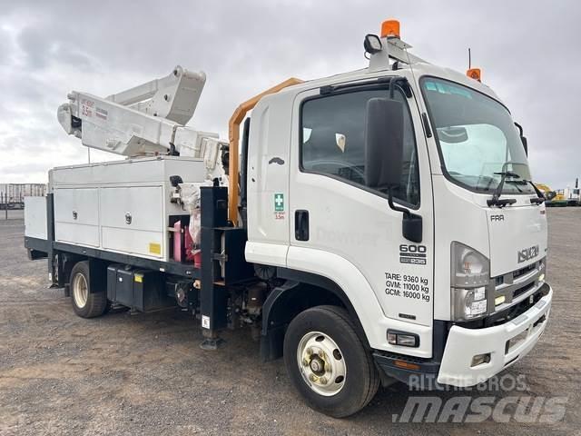Isuzu FRR600 卡車裝載高空作業車