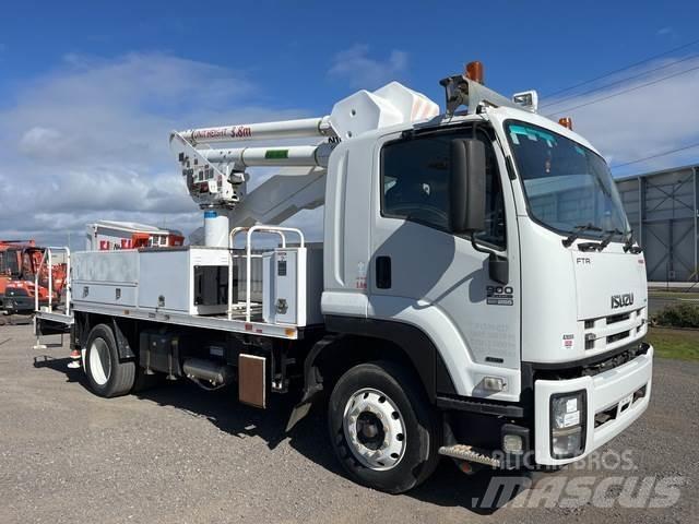 Isuzu FTR900 卡車裝載高空作業車