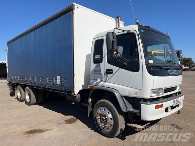 Isuzu FVR 950 篷布卡車