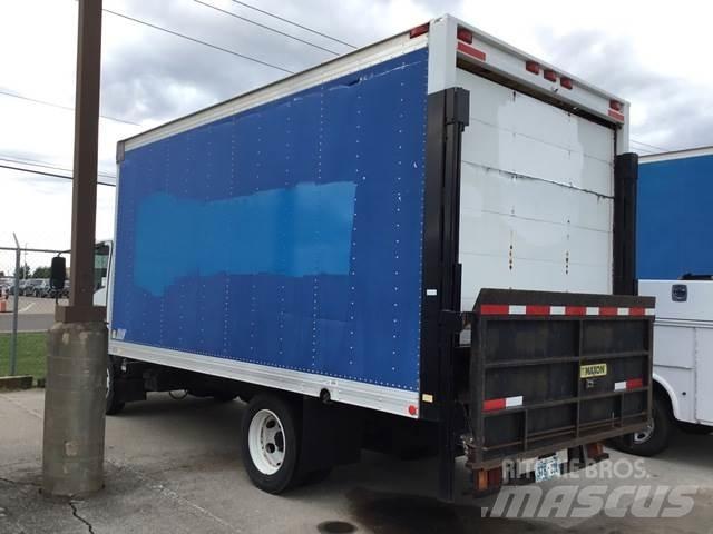 Isuzu NQR 貨箱式卡車