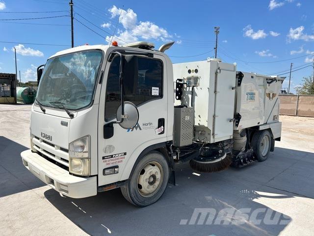 Isuzu NQR 清掃車