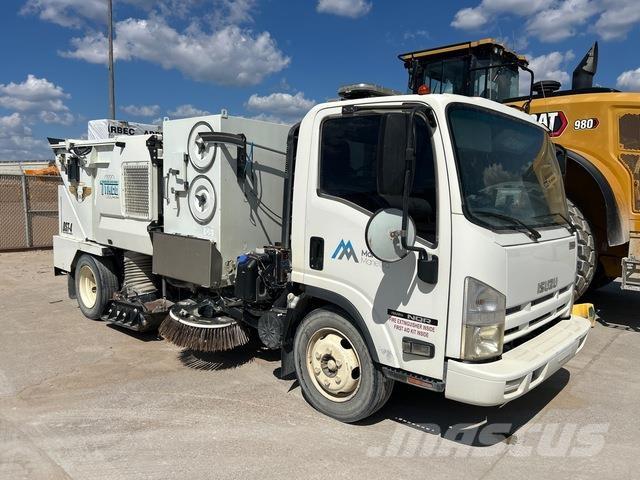 Isuzu NQR 清掃車