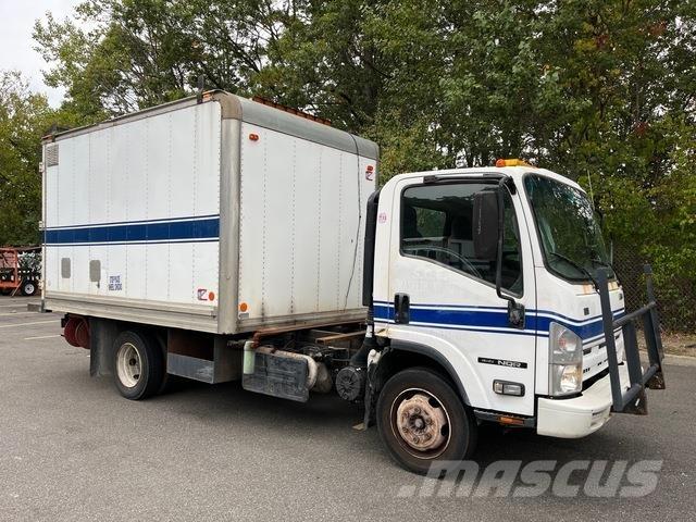 Isuzu NQR 貨箱式卡車