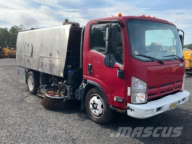 Isuzu NRR 清掃車