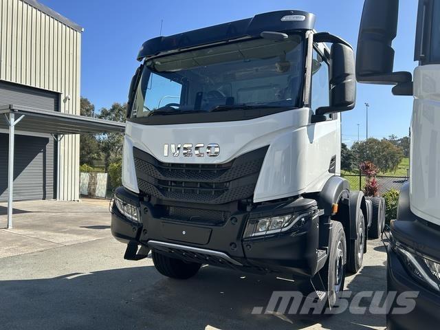 Iveco T Way 商用底盤車