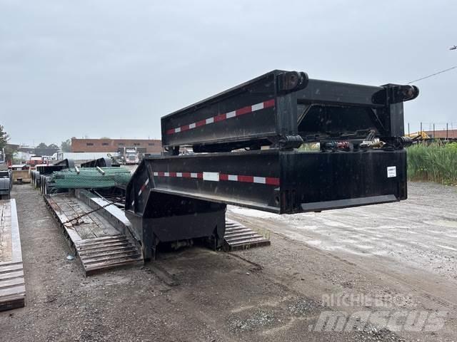  J C Trailers 低架裝載車