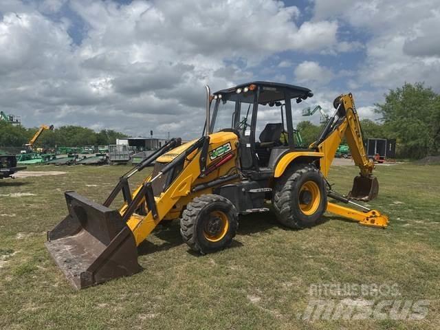 JCB 3CX 反鏟裝載機