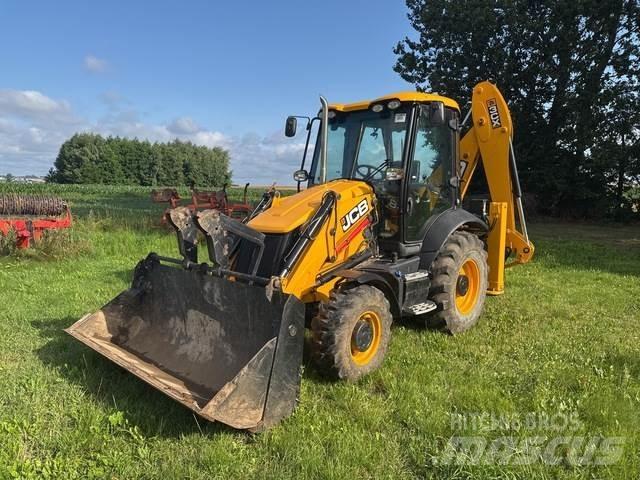 JCB 3CX 反鏟裝載機