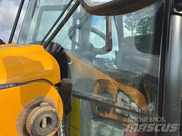 JCB 3CX 反鏟裝載機