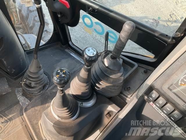 JCB 3DX 反鏟裝載機