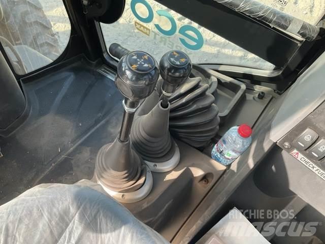 JCB 3DX 反鏟裝載機